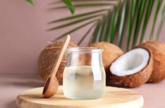 The Best Natural Ingredients for Healthy, Shiny Hair